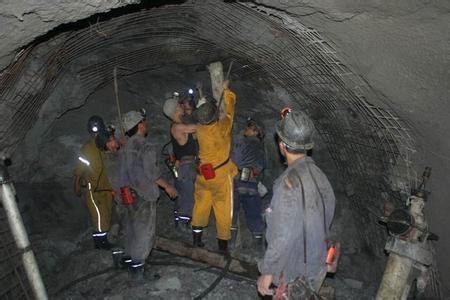 察布查尔工程爆破中的危险因素分析以及应对工程爆破危险的措施
